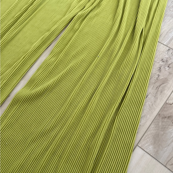 Green Ribbed Pants - Picture 4 of 11